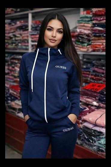 bunda od risa: Ženske trenerke komplet S,M,L,XL,XXL,3XL veličine za samo 3600 din — 2