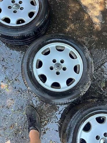 polovan auto do 1500 evra: ALUMINIJUMSKE FELNE 15 5 X 112 | Audi ali felne R15, 5x112, stanje — 2