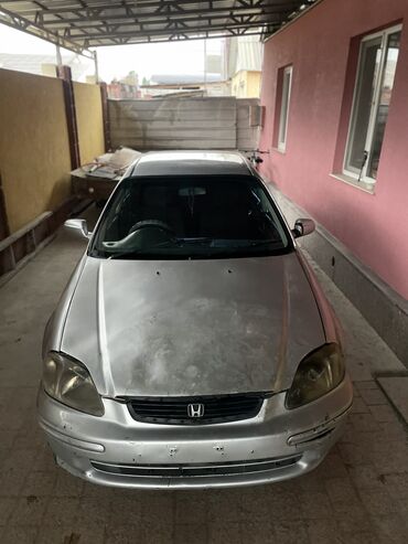 хода серви: Honda Civic: 1996 г., 1.5 л, Автомат, Бензин, Седан