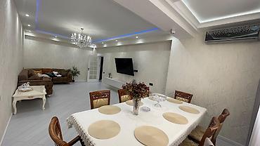 Mənzillər: 4 otaqlı, Yeni tikili, 135 kv. m — 4