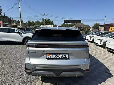 Спецодежда: 2025 год, производства, Geely Galaxy L7, EM-i 115 гибридная версия — 3