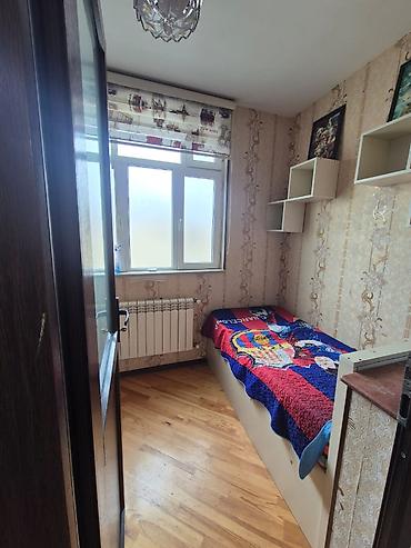 Mənzillərin satışı: Bakı, Bakıxanov qəs., 3 otaqlı, Köhnə tikili, 50 kv. m — 4