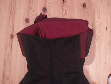 Qadın geyimləri: Qara-bordo rəngli ziyafət/libas - Model: midi uzunluqda, A-kəsim ətək — 3