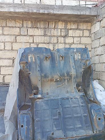 niva arxa: VAZ 2107 Arxası 07 arxa sağ krilosu dəyişilməlidir Mavi rəngli — 3