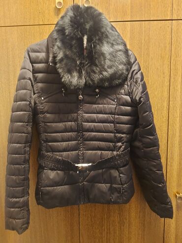 zimske jakne sa pravim krznom: M (EU 38)
