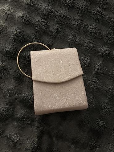 morske sase: Elegantna mini torbica/novčanik sa prstenom za nošenje - Model — 2