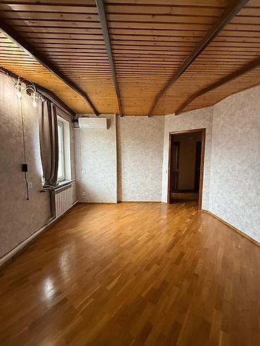 Продажа коттеджей и домов: Продается дом 📍 Адрес: Киргизия, ул. Самойленко (новый Белый дом) 📐 at lalafo.kg — 25 Продажа коттеджей и домов: Продается дом 📍 Адрес: Киргизия, ул. Самойленко (новый Белый дом) 📐 — 25