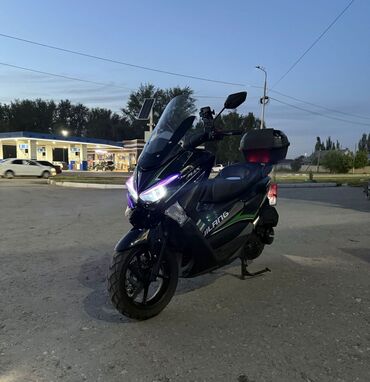 электо мапед: Скутер түрү Yamaha, 175 куб. см, Бензин, Жаңы, Бөлүп төлөө менен