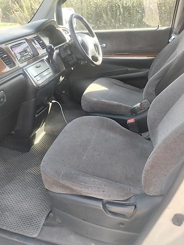 решетка радиатора тойота виста: Honda Stepwgn: 2004 г., 2 л, Автомат, Бензин, Минивэн — 10