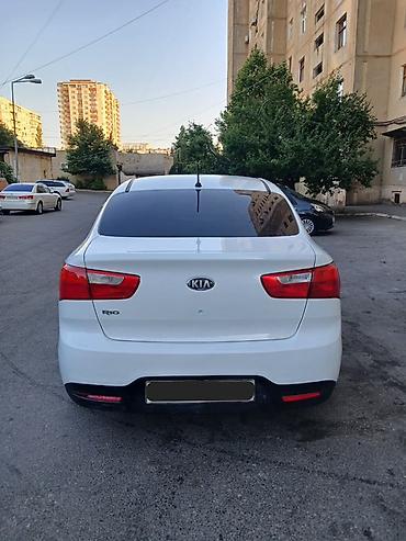 kredit vaz 2106: Kia Rio: 1.4 l | 2012 il Sedan — 5