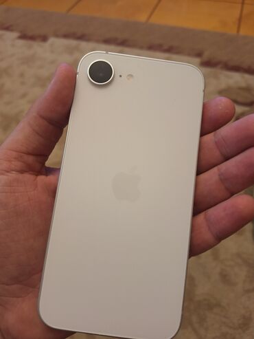Apple iPhone: IPhone 16e, 128 GB, White Titanium, Zəmanət, Sənədlərlə