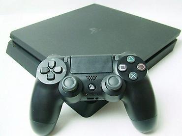 igrice za decu: U ponudi Sony Playstation 4 sa naslova. Konzola je kao NOVA! Čipovana — 10