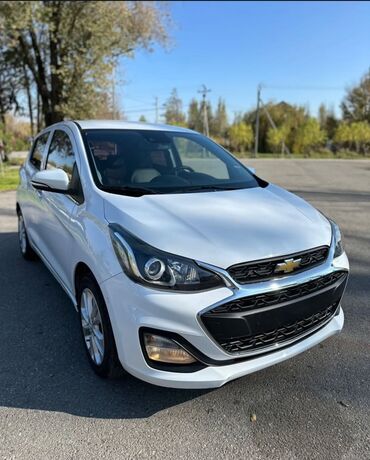 Chevrolet: Chevrolet Spark: 2020 г., 1 л, Вариатор, Бензин, Седан