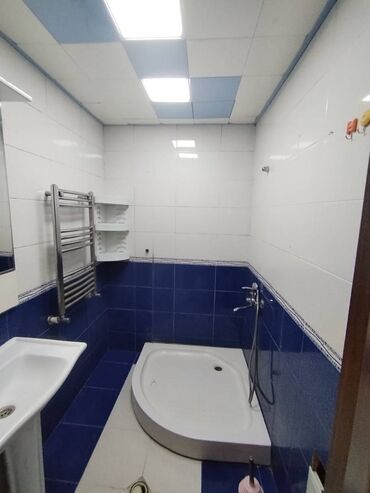 Uzunmüddətli kirayə mənzillər: Ər Riyad Ticarət mərkəzinin qarşısında yerləşir. Abşeron gənclər — 2