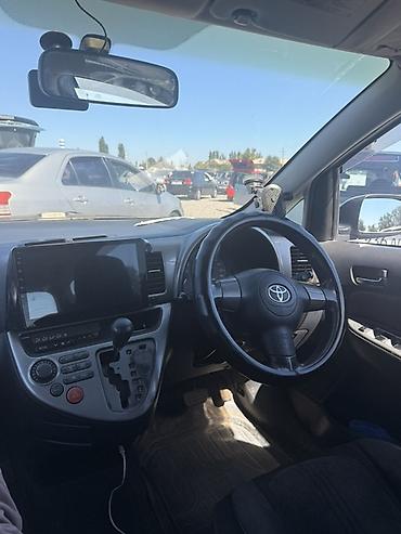 18 r: Toyota WISH: 2003 г., 1.8 л, Автомат, Бензин, Минивэн — 7