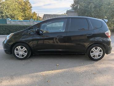 срочный: Honda Fit: 2010 г., 1.5 л, Автомат, Бензин, Универсал — 4
