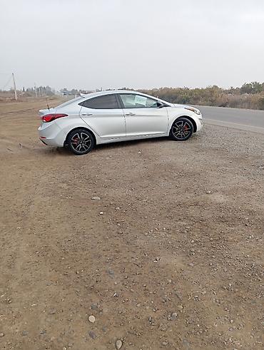 Hyundai: Hyundai Elantra: 1.8 l | 2014 il Sedan — 8