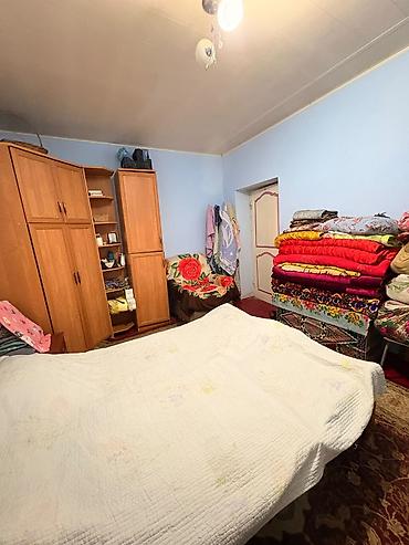 Продажа коттеджей и домов: Сдаю дом 100 кв м подвал үч 10 сот времянка отоливается Центральная — 8