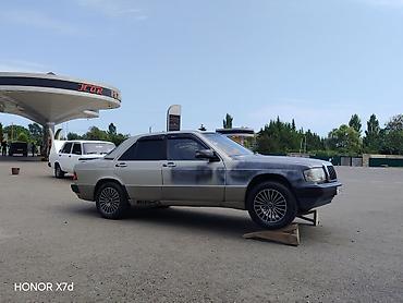 mersedes diskler: Mercedes-Benz 190 (W201) sedan - Kuzov: 4 qapılı sedan, iki rəngli — 4