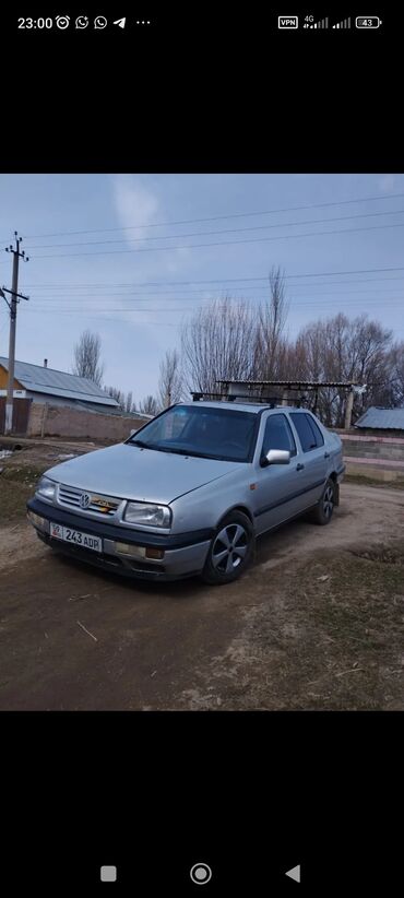 Volkswagen: Volkswagen Vento: 1.8 л, Механика, Бензин, Седан