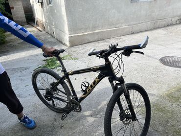 колесо на велосипед: Велосипед Giant ATX limited edition. Рама S, колеса-26. Рама
