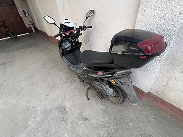 motor 313 cdi sprinter: Бензиновый, Скутер сатылат! 📍 Дареги: Ош шаары 🏍️ Түсү: Кара 🪖 Шлем — 1