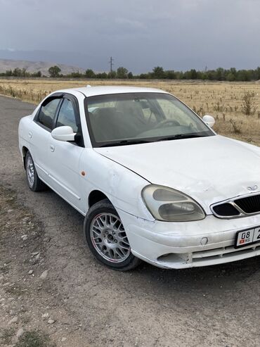 автомобили мерс: Daewoo Nubira: 1999 г., 1.5 л, Механика, Бензин, Седан