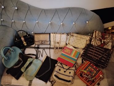 Çantalar: Əl çantası — 9