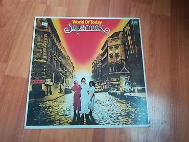 Виниловые пластинки: Винил от совка до фирмы цены удивительные. 150 сом и выше. Прослушать — 12