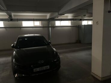старый гараж: Продается паркинг в доме по ул. Чынгыз Айтматова 93/1 блок А