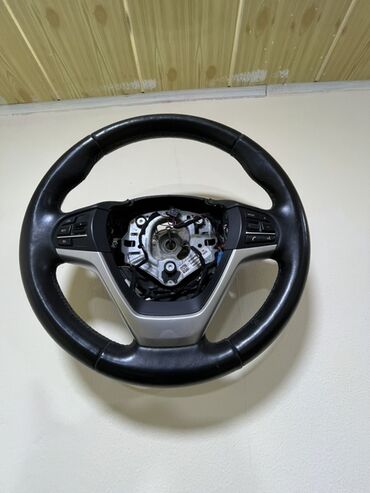 зеркала заднего вида: Avtomobil sükanı
F10 Rulu