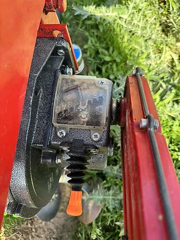 Кукурузные сеялки: Пневматическая пропашная сеялка, 4-рядная - Тип: навесная/прицепная — 6