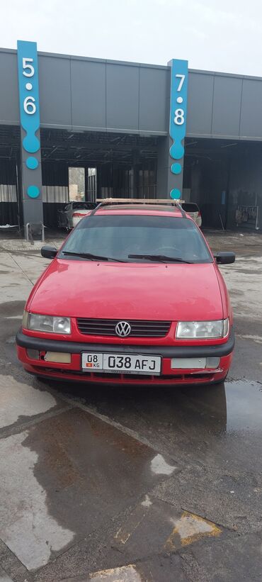 Volkswagen: Volkswagen Passat: 1995 г., 2 л, Механика, Газ, Универсал