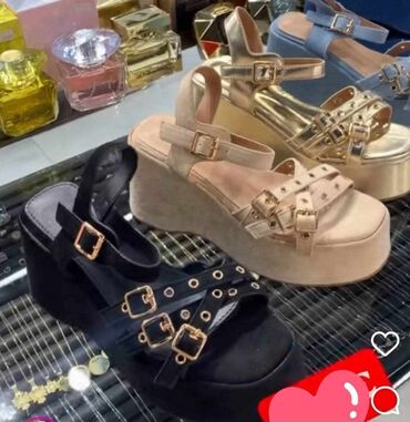 new balance papuce: Sandals, Aldo