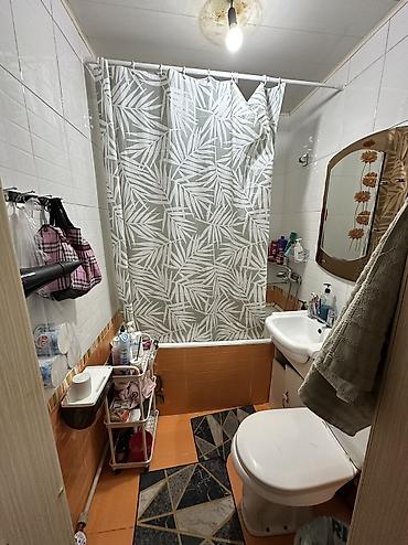шота руставели: 2 комнаты, 48 м², Политех Хрущевка, 3 этаж — 3