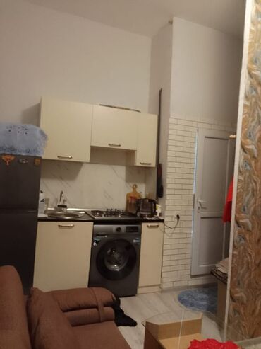 Uzunmüddətli kirayə mənzillər: Ev yiyəsi özüməm. Çox prestijni yerdə 28 may m yanı,Heydər Əliyev -da lalafo.az — 4 Uzunmüddətli kirayə mənzillər: Ev yiyəsi özüməm. Çox prestijni yerdə 28 may m yanı,Heydər Əliyev — 4