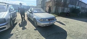 бишкек авто салон: Daewoo Nexia: 2003 г., 1.5 л, Кол менен иштөөчү, Бензин, Седан — 4