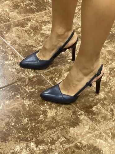 1 грамм золота цена 585 в баку: Туфли, Размер: 35, цвет - Синий, Б/у