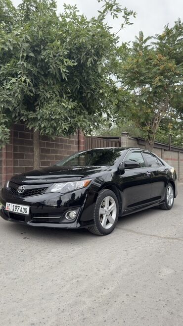 автомобиль бу: Toyota Camry: 2014 г., 2.5 л, Автоматические, Бензин