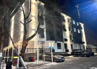 продаю машину или меняю на квартиру: 2 комнаты, 60 м², Индивидуалка, 4 этаж, Евроремонт