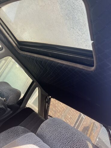 Honda: Honda Accord: 1994 г., Седан — 12