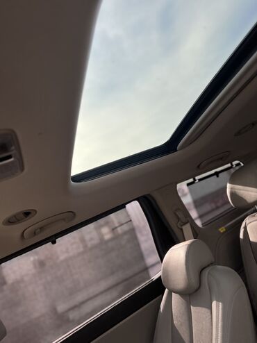 Kia: Kia Carnival: 2018 г., 2.2 л, Автомат, Дизель, Минивэн — 12