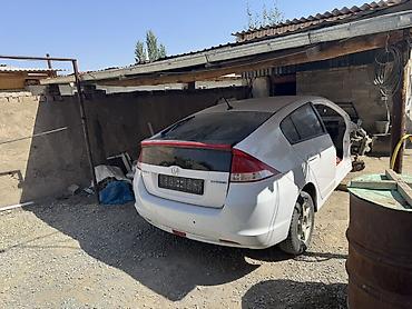 полу присеп: Продажа на запчасти — Honda Insight Hybrid (хэтчбек) Комплектация и — 3