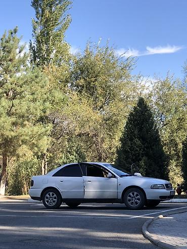 Audi: Audi A4: 1997 г., 1.6 л, Механика, Седан — 3