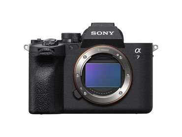 фотоаппарат canon: Сдаю в аренду Sony α7 IV с объективом Sigma 28-70. В комплекте