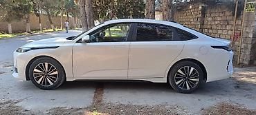 015 satisi: Avatr : 1.5 l | 2024 il Sedan — 3