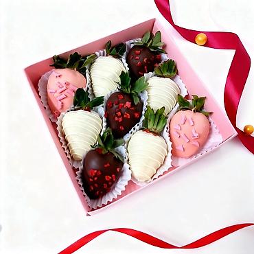 Кондитерские изделия, сладости: 8 Марта уже скоро 🌸 Бенто-торты и клубника в шоколаде принимаю по — 12