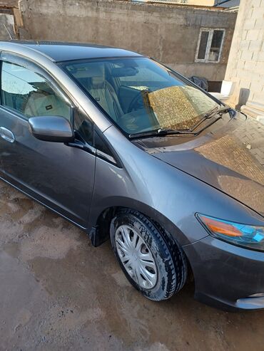 Honda: Honda Insight: 2010 г., 1.3 л, Вариатор, Гибрид, Хэтчбэк