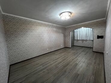 7 микрорайоне: 2 комнаты, Собственник, Без подселения, С мебелью частично
