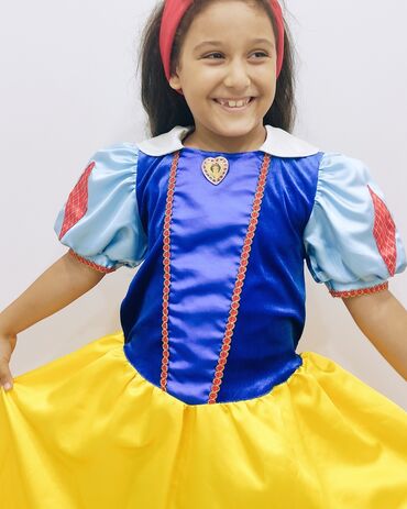 Milli geyimlər: Milli, ziyafət, karnaval və hərbi geyimlərin kirayəsi və satışı. Hər — 16